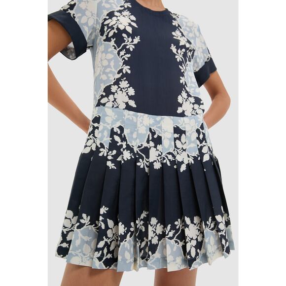 TUCKERNUCK Blue Fog Pleated Liza Dress Size M NWT Retail $268 Tuckernuck - Picture 6 of 8